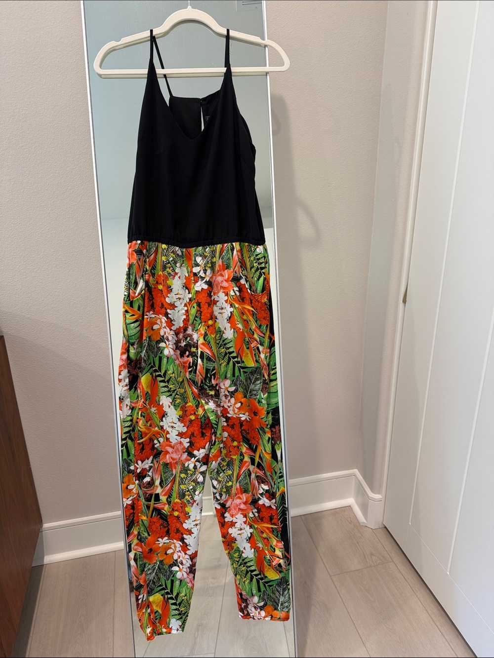 Black Top Chiffon Tropical Floral Jumpsuit SZ S 🌺🌼